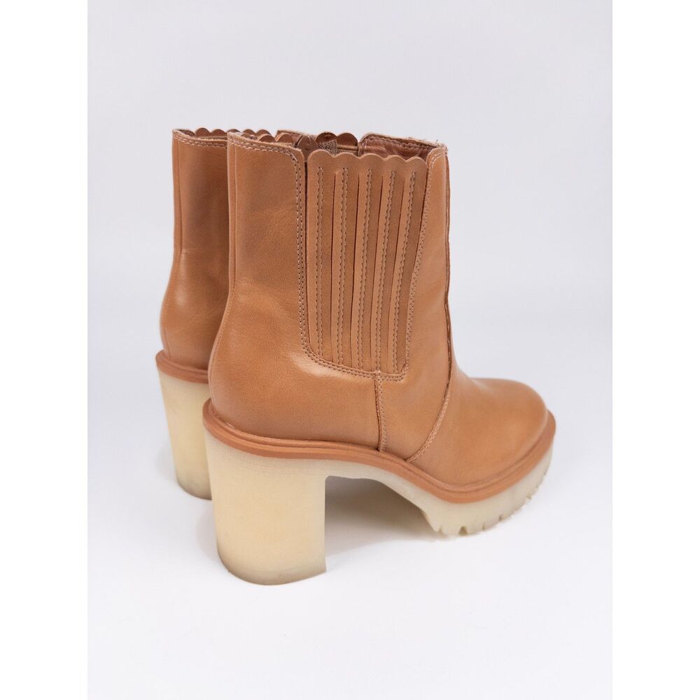 Oasis Society Anastasia Chelsea Boots Tan Lug Sole Chunky Heel Womens 7.5 - Picture 3 of 9